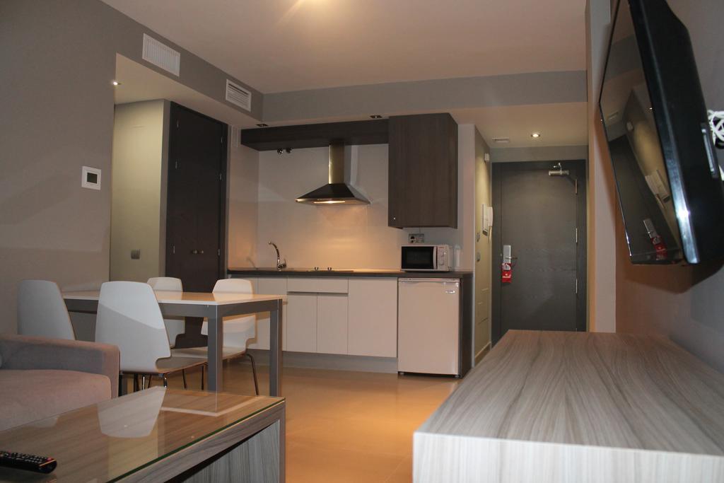 Hotel Miguel Sanchez Alhaurin de la Torre Luaran gambar