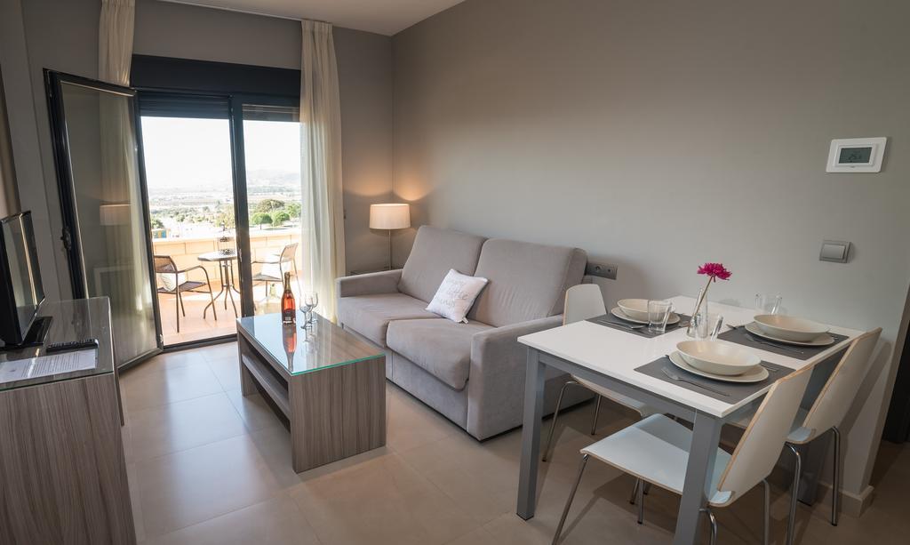 Hotel Miguel Sanchez Alhaurin de la Torre Luaran gambar